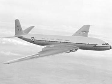 1949年7月27日 世界第一架喷气客机号试飞