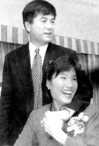 1996年11月5日 骆家辉当选为美国历史上第一位华人州长