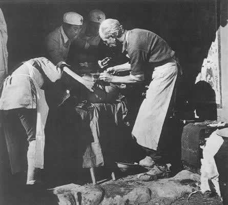 1939年11月12日 国际主义战士白求恩大夫逝世