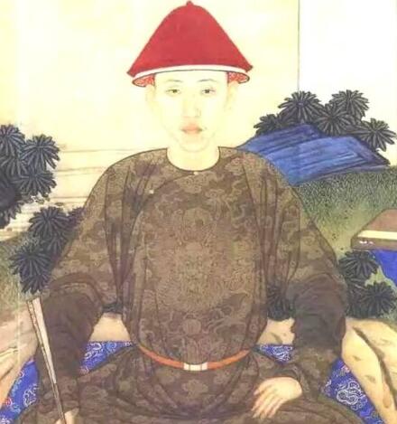 嫡长子和长子的区别