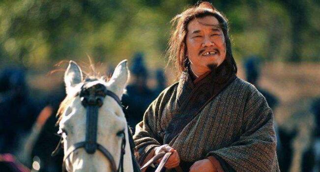 卧龙凤雏是谁,凤雏怎么死的(进围雒县因骑刘备马被乱箭射杀而亡)