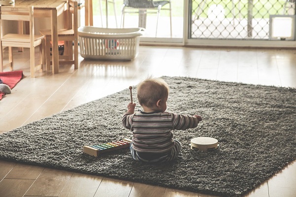 孩子额头流血了怎么办