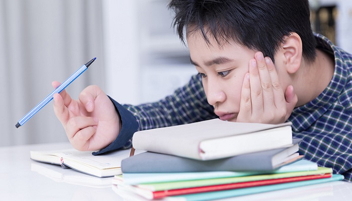 狄加走之旁是什么字