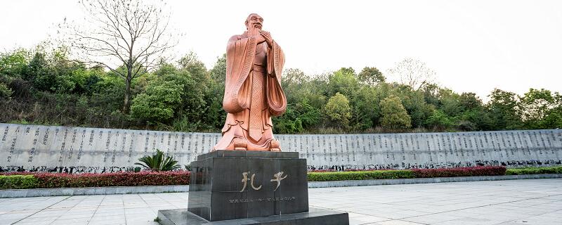 在诸子百家中对后世影响深远的流派是