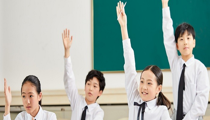 我们犯了错误要让别人指出来改为双重否定句