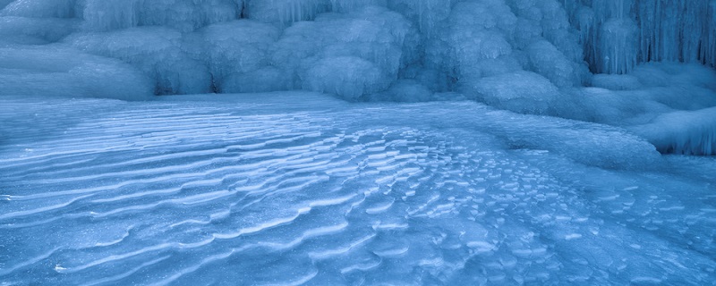 融化溶化的反义词是什么