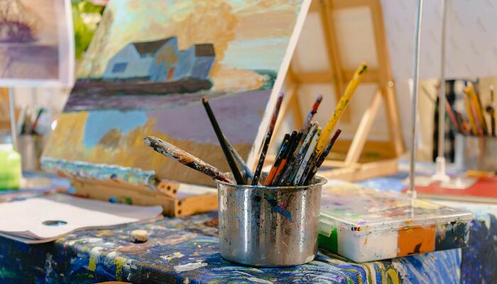 油画和丙烯画的区别