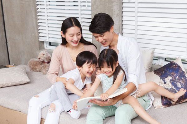 孩子不愿与别人沟通怎么办