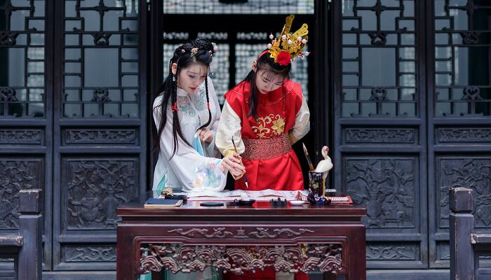 红楼梦32回概括