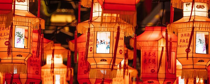 上元夜两个问句在表达上有什么作用