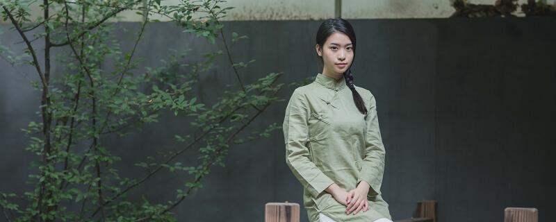 女子痴心错付的诗句