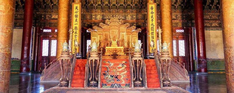 帝出三江口 嘉湖作战场什么意思