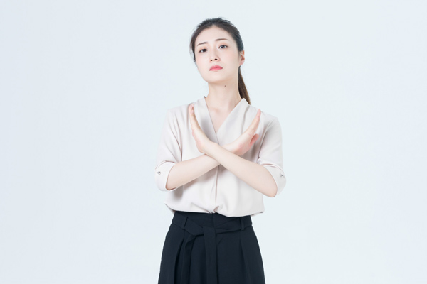 2-3小孩脾气很犟怎么办