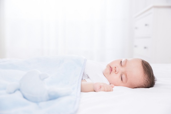 如何给宝宝调整睡眠