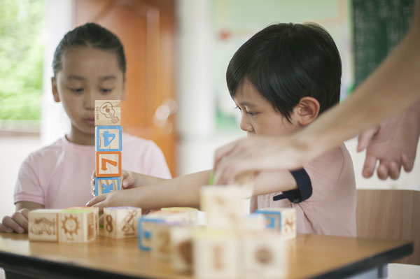 家长如何启发孩子的想象力
