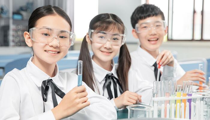 硝酸钠和盐酸反应