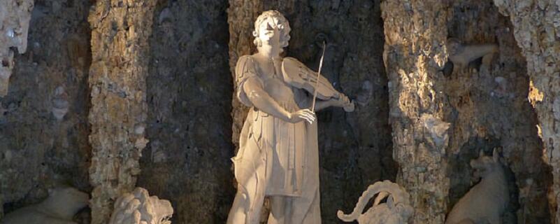 伊索寓言搜集了很多什么的民间故事