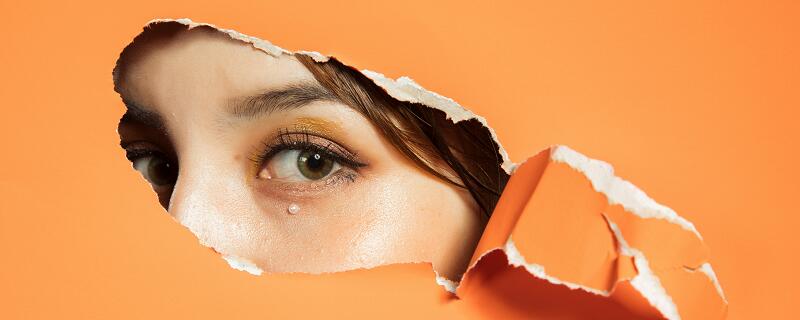 眼的调节能力主要取决于