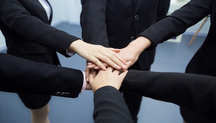 众人拾柴火焰高的下一句是什么意思