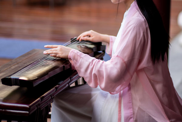 女孩学什么乐器有发展