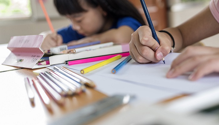 桂花开了离得很远就可以闻到香味改为夸张句