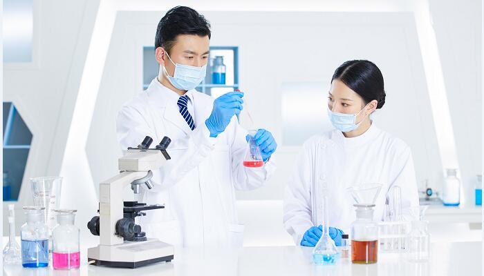 氧化铁与稀盐酸反应的现象