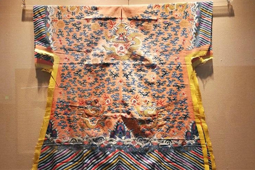 古代皇帝龙袍脏了如何清洗?处理不当可能小命不保 古代皇帝龙袍脏了如何清洗?处理不当可能小命不保