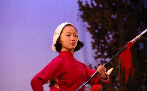 古代为什么不做全钢的枪矛呢? 古代为什么不做全钢的枪矛呢?