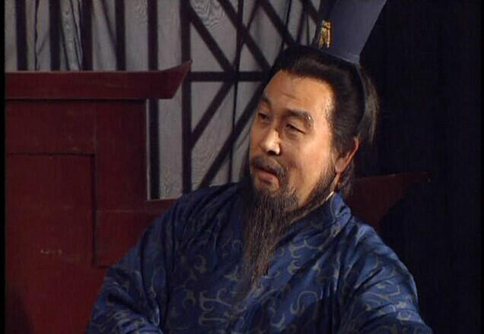 吕布为什么要提防陈宫?陈宫才是吕布的双刃剑 吕布为什么要提防陈宫?陈宫才是吕布的双刃剑