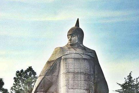 周瑜和孙家关系为什么这么好?周瑜和孙策是什么关系? 周瑜和孙家关系为什么这么好?周瑜和孙策是什么关系?