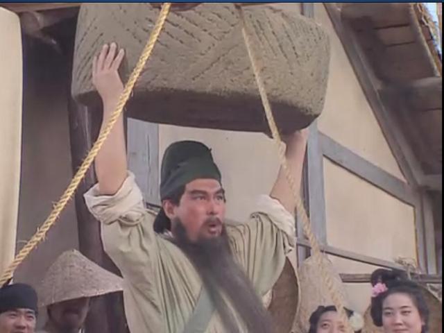 刘关张哪个武功最高 刘备是里面最弱的吗 刘关张哪个武功最高 刘备是里面最弱的吗