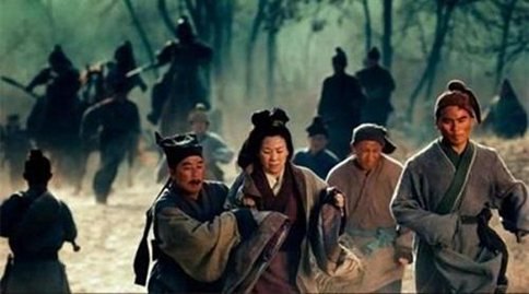 刘备携民渡江真正目的是什么?刘备真的“仁义”么? 刘备携民渡江真正目的是什么?刘备真的“仁义”么?