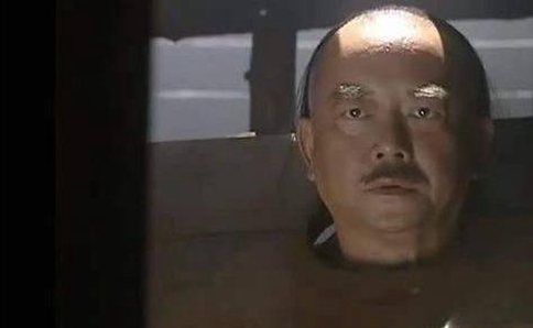 嘉庆皇帝为什么急着杀和珅?是乾隆让嘉庆杀和珅的么?