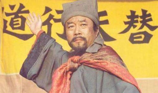 史斌和水浒传有什么关系?史斌的替代宋江的位置么? 史斌和水浒传有什么关系?史斌的替代宋江的位置么?