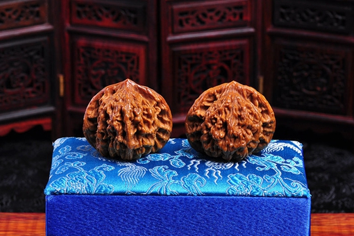 文玩核桃是从什么时候开始流行的?古人为什么喜欢把玩核桃?