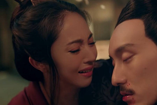 郭嘉的死竟然是纵欲过度?郭嘉真的是让貂蝉给累死的? 郭嘉的死竟然是纵欲过度?郭嘉真的是让貂蝉给累死的?