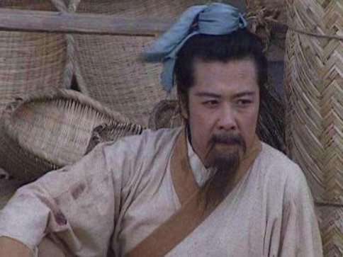 曹操为什么没能识破刘备的野心?只有这三人看懂了刘备
