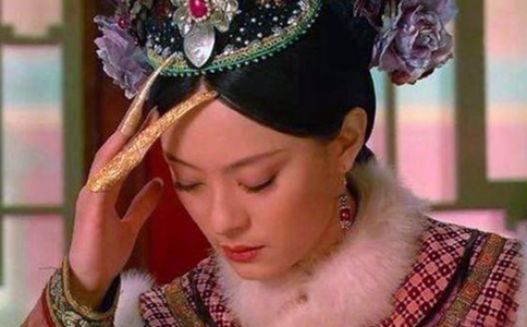 清宫女子手上带的指甲套叫什么?有什么讲究? 清宫女子手上带的指甲套叫什么?有什么讲究?