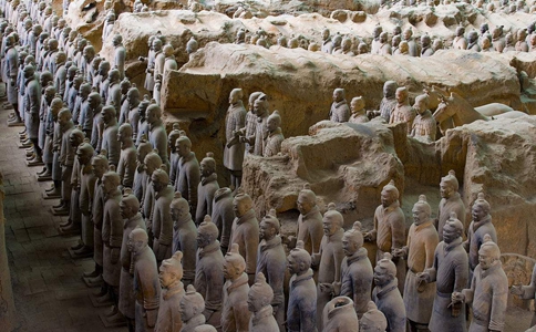 兵马俑为什么不戴头盔真正原因是什么? 兵马俑为什么不戴头盔真正原因是什么?