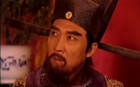 宋朝官员的帽子为什么会有长长的 宋朝官员的帽子为什么会有长长的