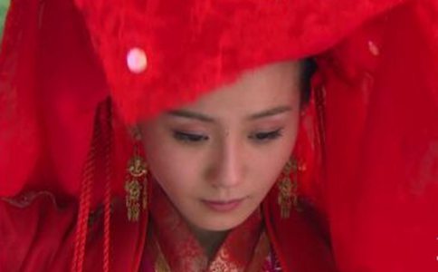 古时候的新娘为什么要盖上红盖头? 古时候的新娘为什么要盖上红盖头?