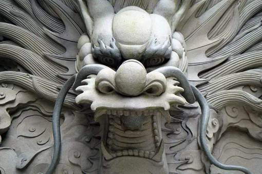 "锁龙井"下面真的有龙吗?有关锁龙井的传说