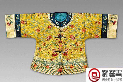 龙袍为什么要有一条龙在衣襟里面?为何要藏起来?