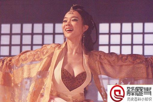 妲己为何总喂纣王吃葡萄 妲己总喂纣王吃葡萄的原因 妲己为何总喂纣王吃葡萄 妲己总喂纣王吃葡萄的原因