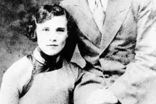 蒋经国的夫人是谁 揭秘蒋经国苏联妻子的结局