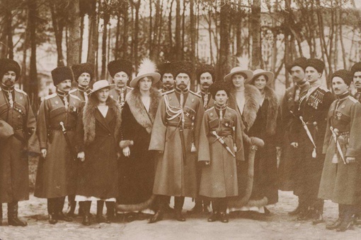 末代沙皇尼古拉二世真的是被机枪处决的吗