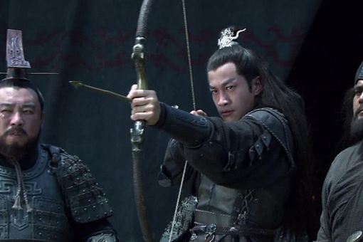 吕布在梁山实力能排第几 吕布和卢俊义谁更厉害