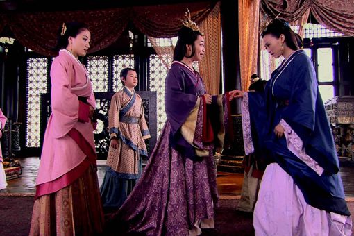 薄姬的儿子当了皇帝吗 薄姬有几任丈夫 薄姬的儿子当了皇帝吗 薄姬有几任丈夫