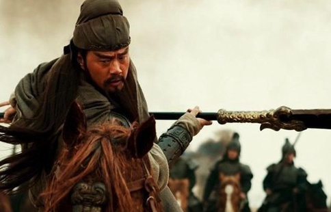 关羽逃到麦城谁最有可能去救他?关羽的死是注定的吗?