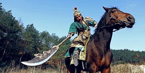 赤兔马最后是怎么死的?曹操送关羽赤兔马目的是什么?